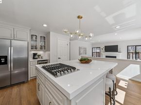 1039 Hopkins Way, Pleasanton CA 94566