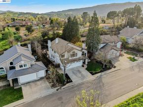 1039 Hopkins Way, Pleasanton CA 94566