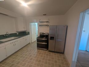 2353 83Rd Ave, Oakland CA 94605
