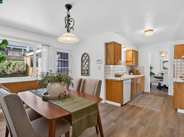 4512 Robert Way, Richmond CA 94803