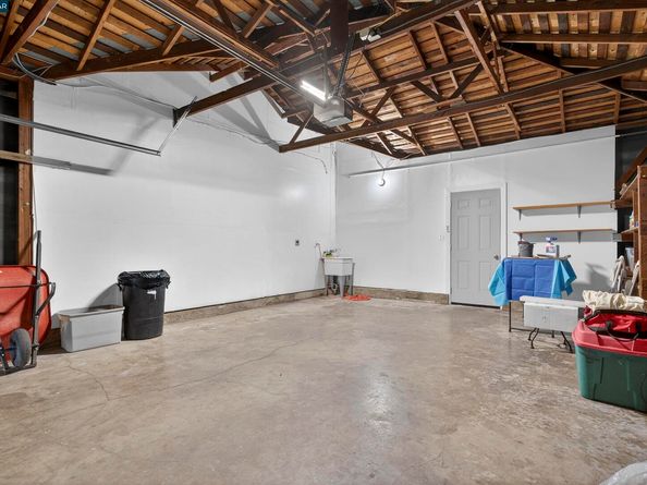 4512 Robert Way, Richmond CA 94803