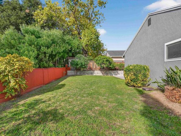 4512 Robert Way, Richmond CA 94803