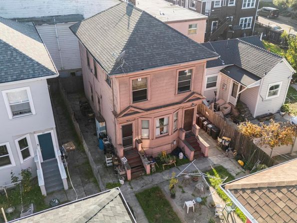 553 34Th St, Oakland CA 94609
