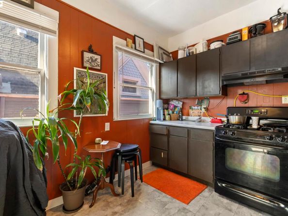 553 34Th St, Oakland CA 94609