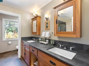 350 Pine Creek Rd, Walnut Creek CA 94598