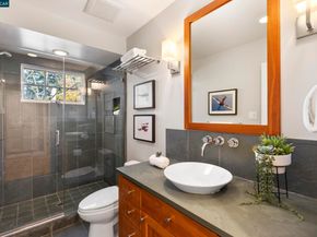 350 Pine Creek Rd, Walnut Creek CA 94598