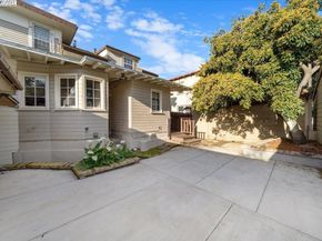 2550 Pleasant St, Oakland CA 94602