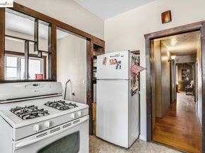 2550 Pleasant St, Oakland CA 94602