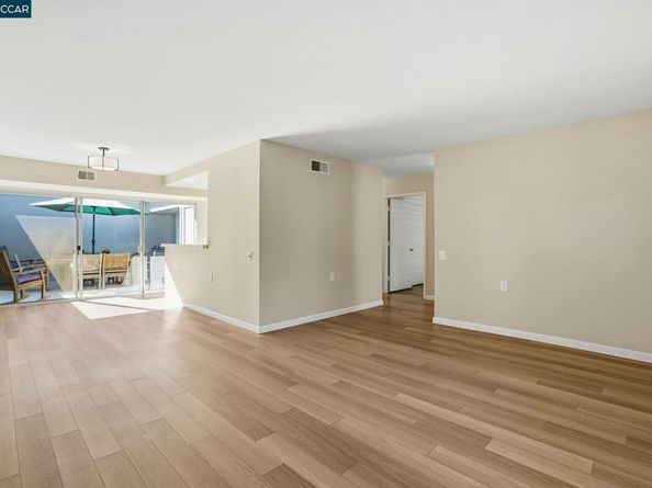 2425 Pine Knoll Dr 1, Walnut Creek CA 94595