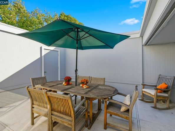 2425 Pine Knoll Dr 1, Walnut Creek CA 94595