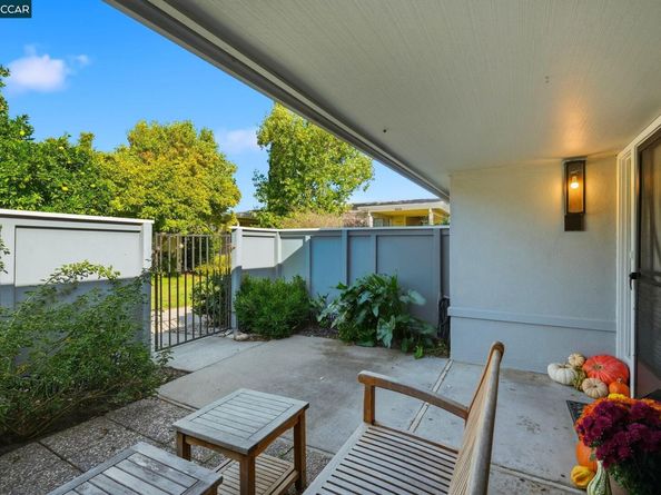 2425 Pine Knoll Dr 1, Walnut Creek CA 94595