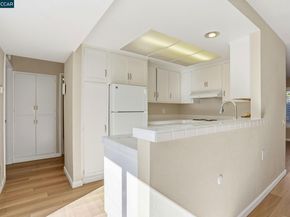 2425 Pine Knoll Dr 1, Walnut Creek CA 94595