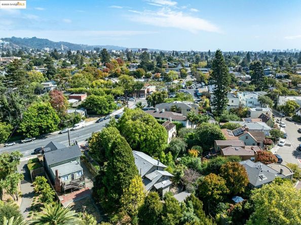1296 Monterey AVE, Berkeley CA 94707