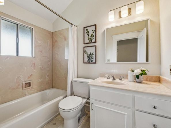 1296 Monterey AVE, Berkeley CA 94707