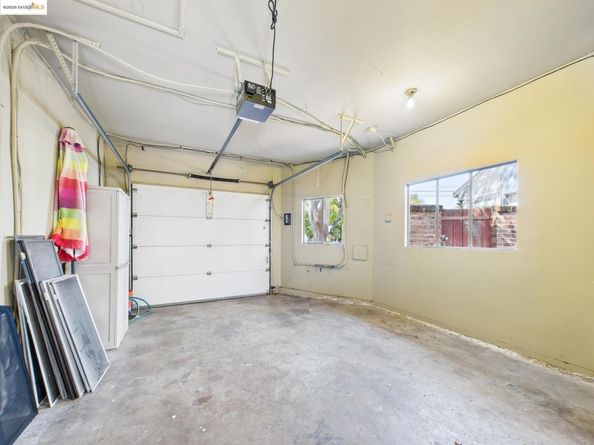 1162 136Th Ave, San Leandro CA 94578