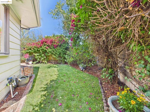 1162 136Th Ave, San Leandro CA 94578