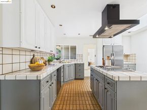 1162 136Th Ave, San Leandro CA 94578