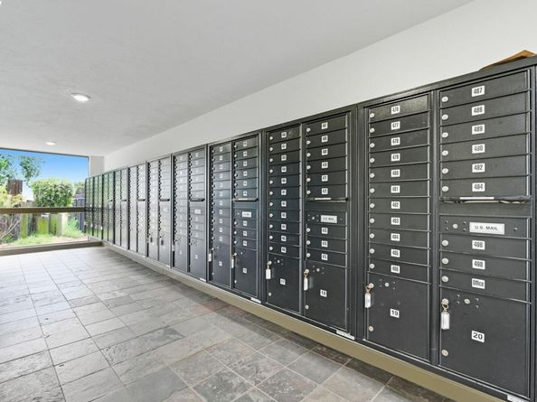 2101 Shoreline Dr 233, Alameda CA 94501