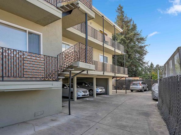 3227 Prentiss, Oakland CA 94601