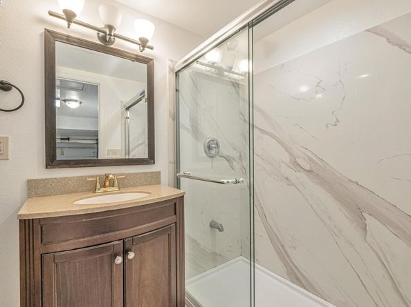 32306 Ithaca St, Hayward CA 94544