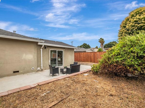 32306 Ithaca St, Hayward CA 94544