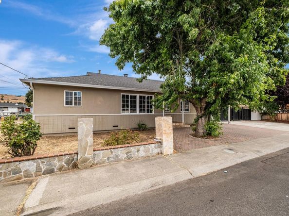 32306 Ithaca St, Hayward CA 94544
