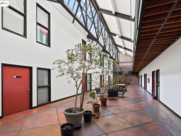 730 29th Street 107, Oakland CA 94609