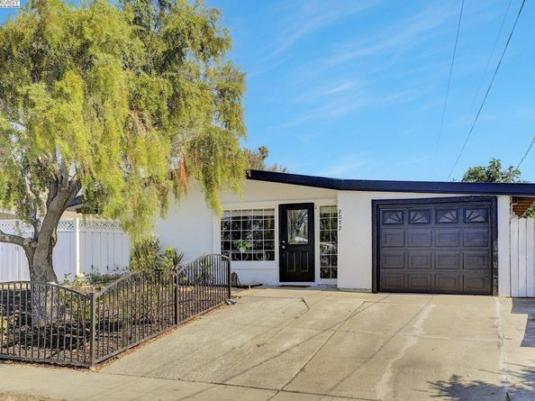 2072 Everglade St, Hayward CA 94545