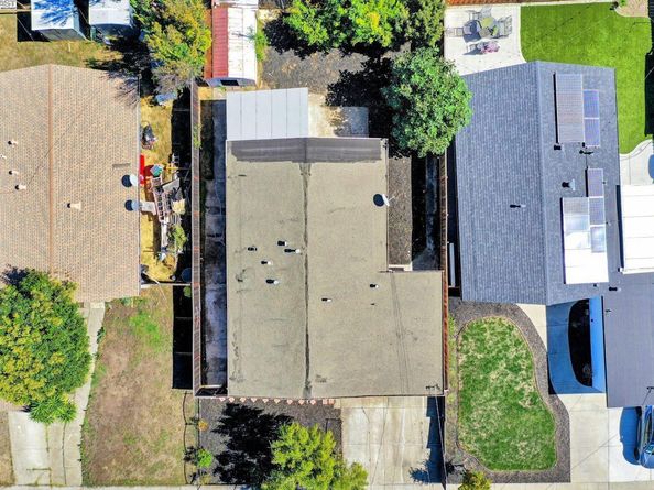 2072 Everglade St, Hayward CA 94545