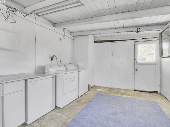 2072 Everglade St, Hayward CA 94545