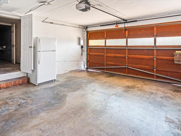 1876 Benedict Dr, San Leandro CA 94577