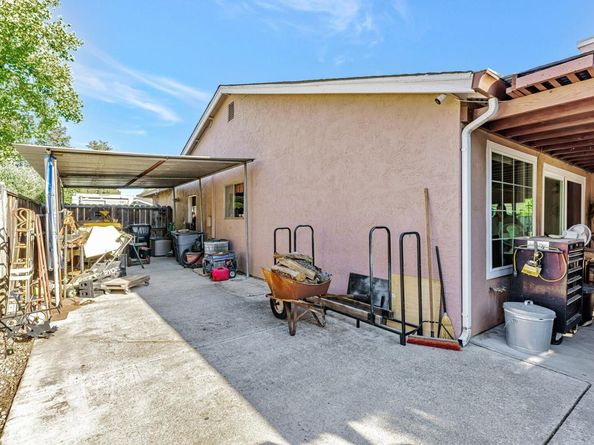 577 Rachelle St, Livermore CA 94550