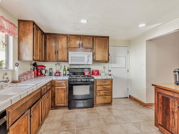 577 Rachelle St, Livermore CA 94550