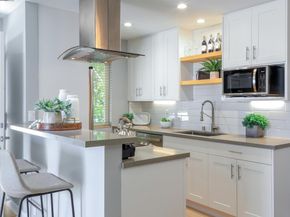 44 Lodato Ave Apt 212, San Mateo CA 94403