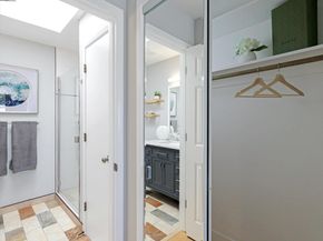 44 Lodato Ave Apt 212, San Mateo CA 94403