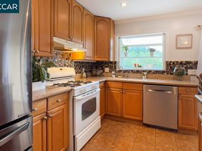909 Santa Lucia Dr, Pleasant Hill CA 94523
