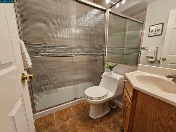 909 Santa Lucia Dr, Pleasant Hill CA 94523