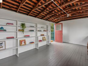 5634 Burlingame Ave, Richmond CA 94804