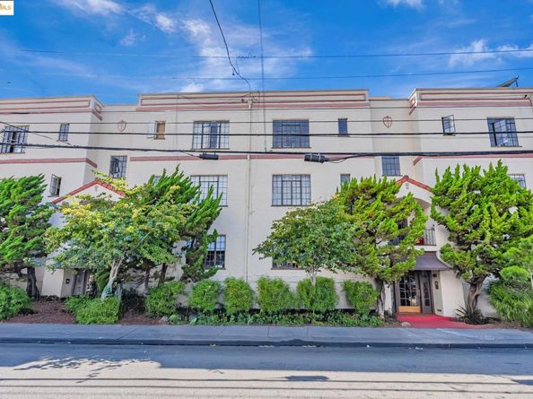 848 Stannage Ave 11, Albany CA 94706