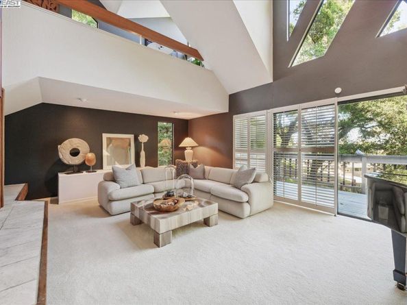 391 Oak Ln, Pleasanton CA 94566