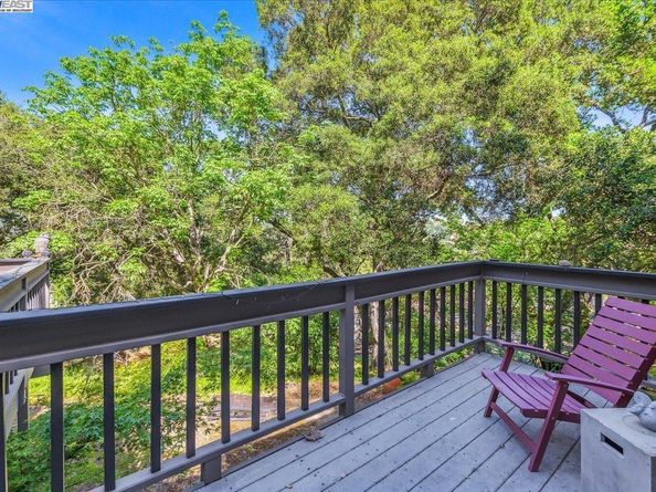 391 Oak Ln, Pleasanton CA 94566
