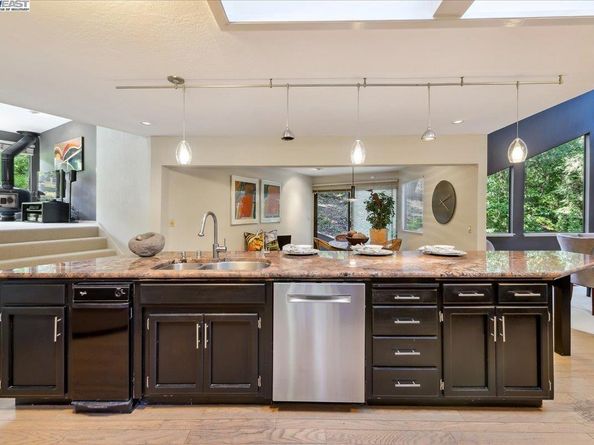 391 Oak Ln, Pleasanton CA 94566