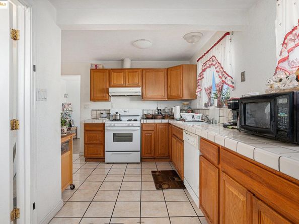 333 Winton Ave, Hayward CA 94544