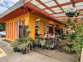 97 Clarewood Ln, Oakland CA 94618