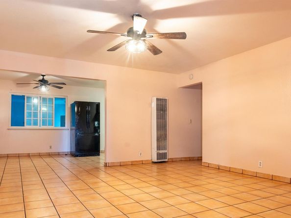 9318 Olive St, Oakland CA 94603