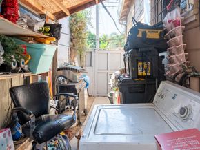 9318 Olive St, Oakland CA 94603