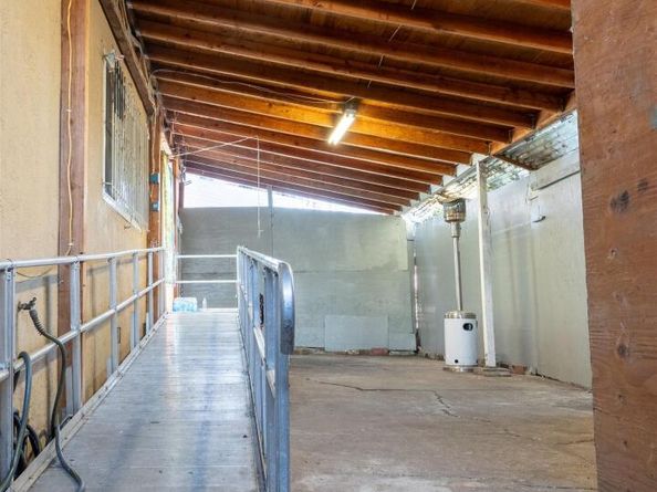 9318 Olive St, Oakland CA 94603