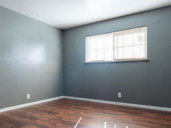 9318 Olive St, Oakland CA 94603