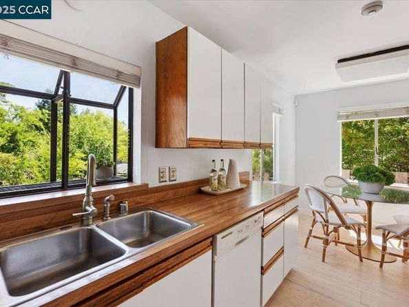 32 California Ave, Orinda CA 94563