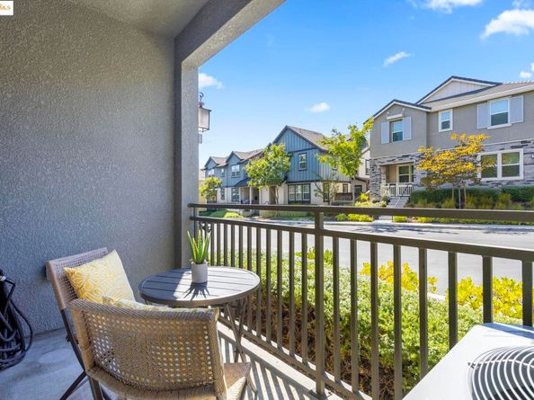 7129 Calistoga Ln, Dublin CA 94568
